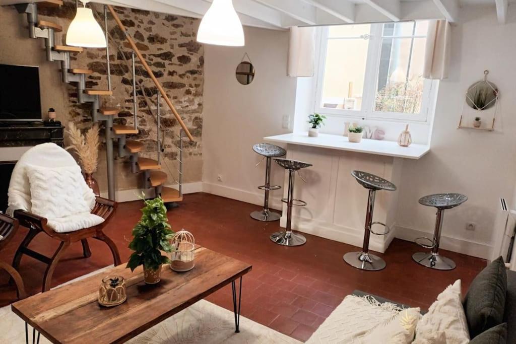 Charmant Duplex En Centre-Ville لو مان المظهر الخارجي الصورة
